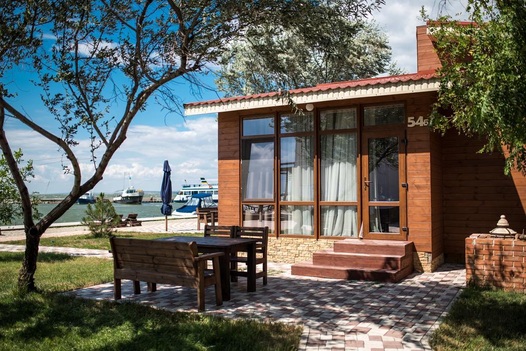 זאטוקה Prichal 80 Hotel מראה חיצוני תמונה
